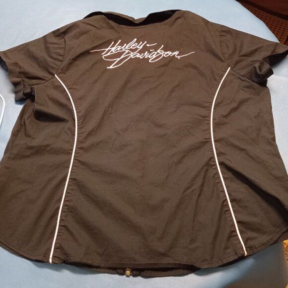 Harley Davidson Black and pink shirt - Picture 1 of 5